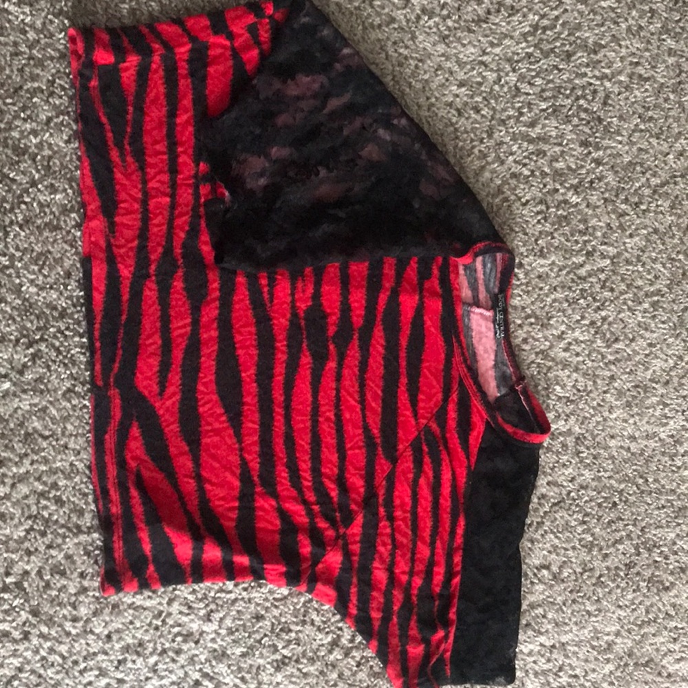 Zebra patterned Red and Black Crop Top 🦓😍